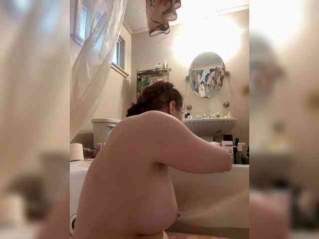 JulietteLatte81 webcam