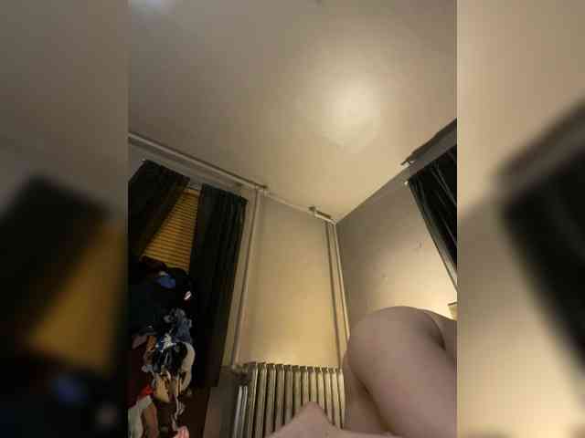 JulietteLatte81 webcam