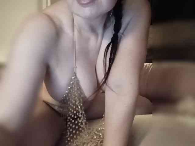 JulietteLatte81 webcam
