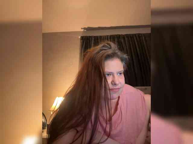 JulietteLatte81 webcam