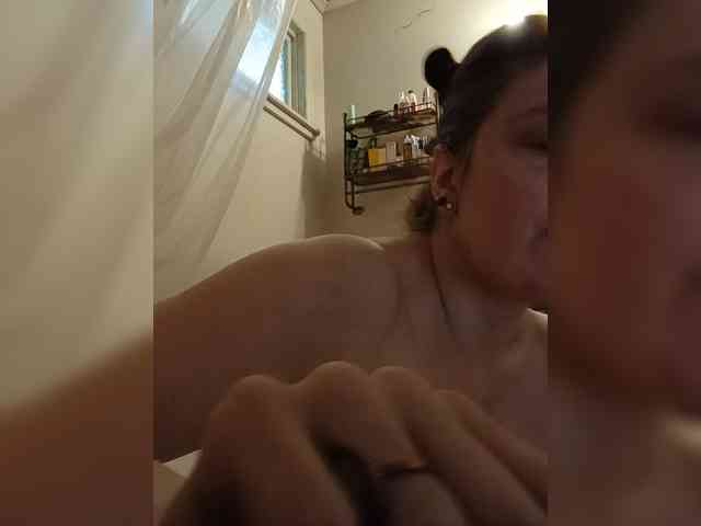 JulietteLatte81 webcam