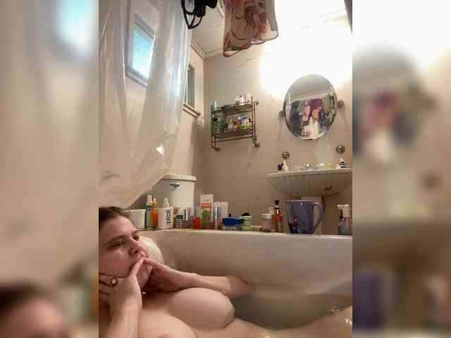 JulietteLatte81 webcam