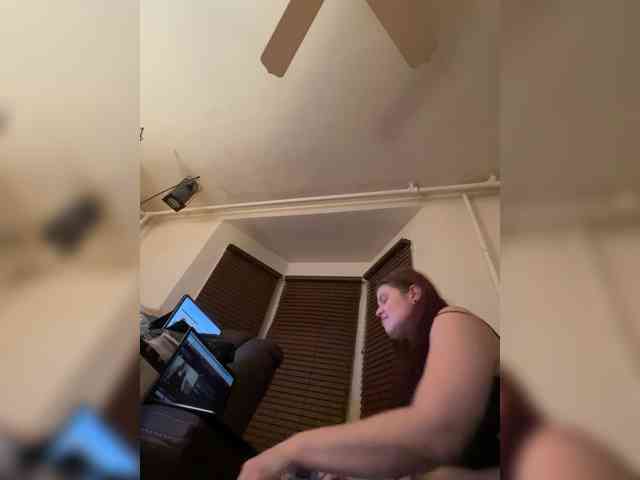 JulietteLatte81 webcam