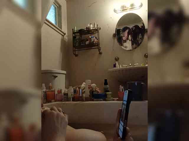 JulietteLatte81 webcam