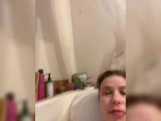 JulietteLatte81 webcam
