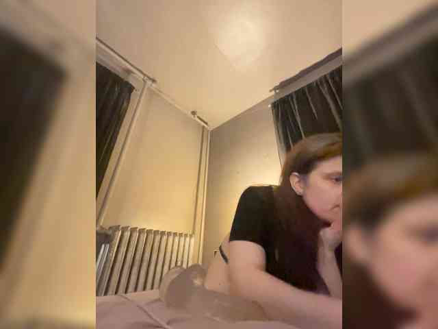 JulietteLatte81 webcam