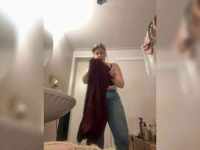 JulietteLatte81 webcam