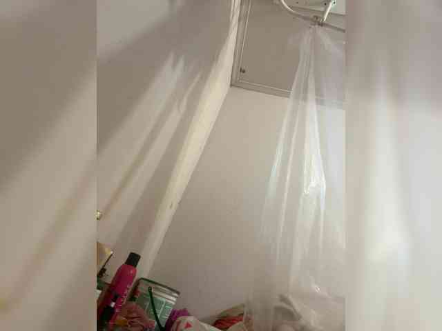 JulietteLatte81 webcam