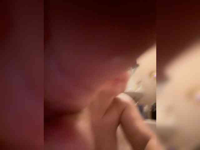 JulietteLatte81 webcam