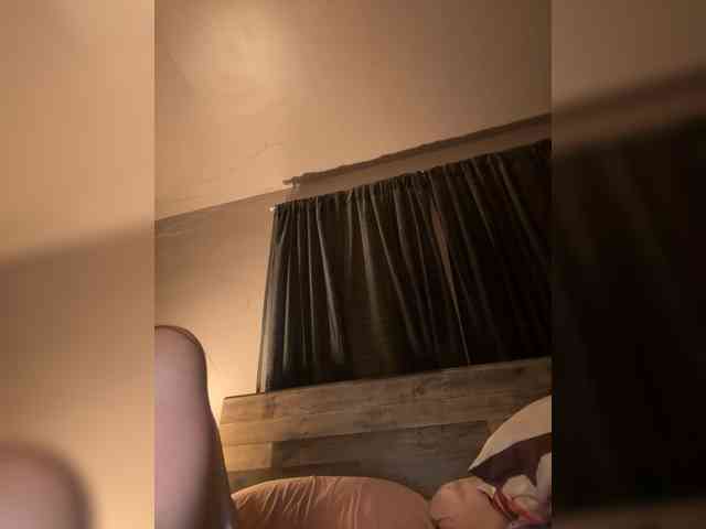 JulietteLatte81 webcam