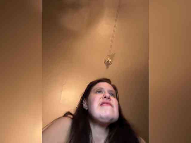 JulietteLatte81 webcam