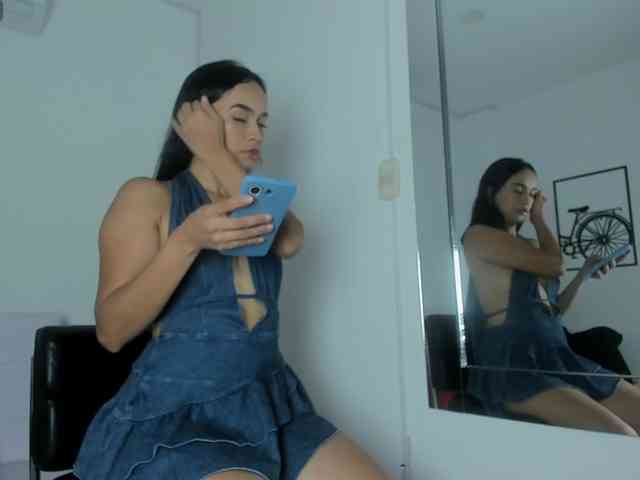 ahinoarouse webcam