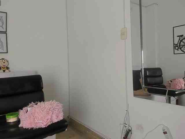 ahinoarouse webcam