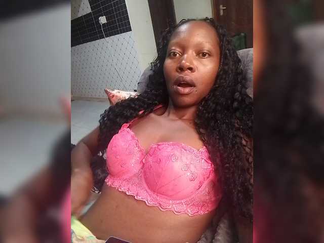 Juicybaby live cam on UnifiedCams