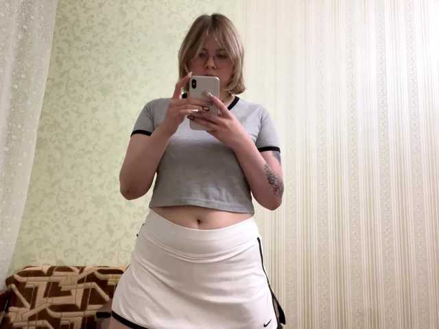 peachpuff live cam on BongaCams