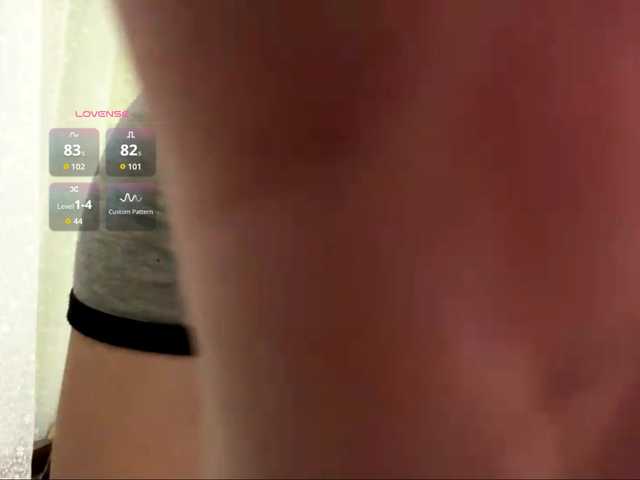 peachpuff live cam on BongaCams