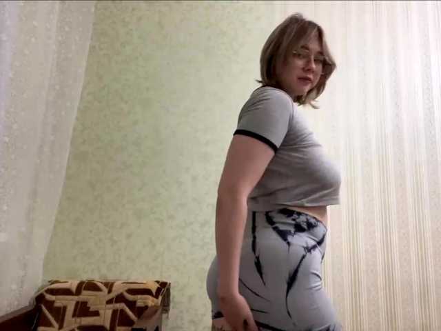 peachpuff live cam on BongaCams