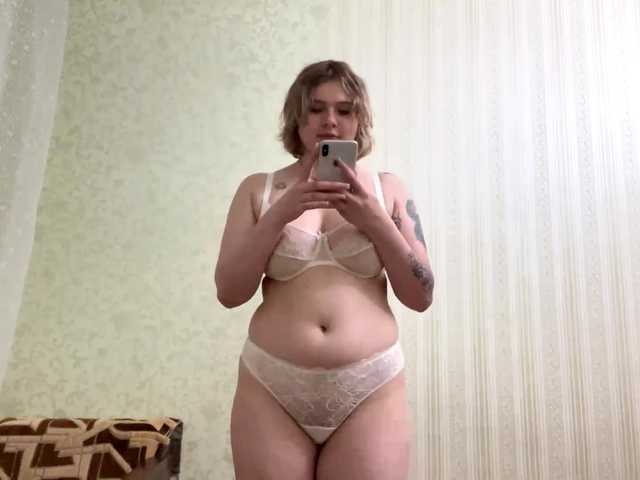 peachpuff live cam on BongaCams