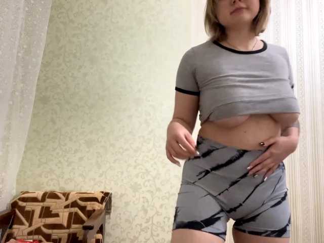peachpuff live webcam show