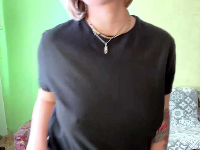 peachpuff's BongaCams profile