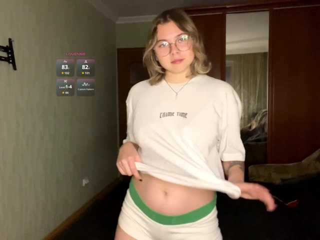 peachpuff live cam on BongaCams