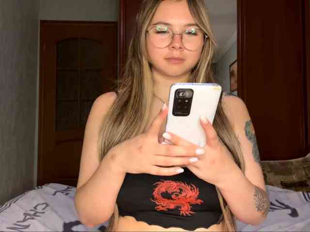 Sweetmeow webcam
