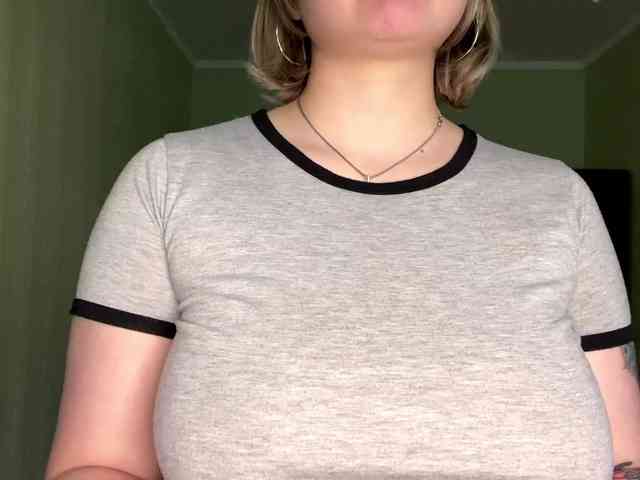 Модель: peachpuff