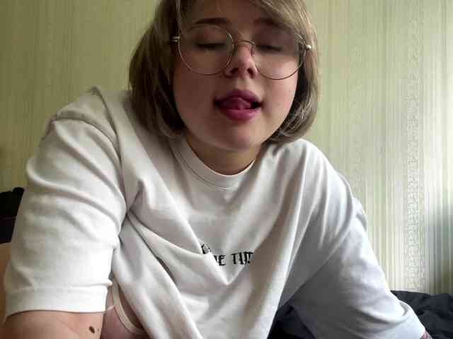 peachpuff webcam