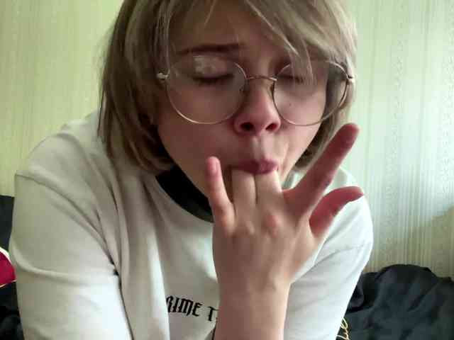 peachpuff webcam
