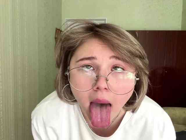 peachpuff webcam
