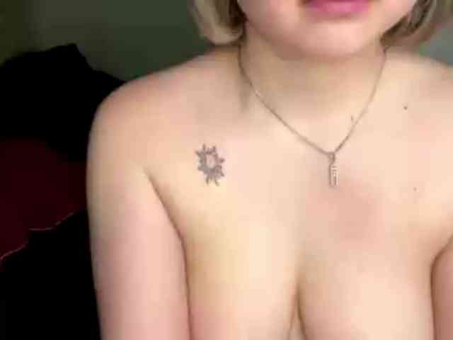 peachpuff webcam