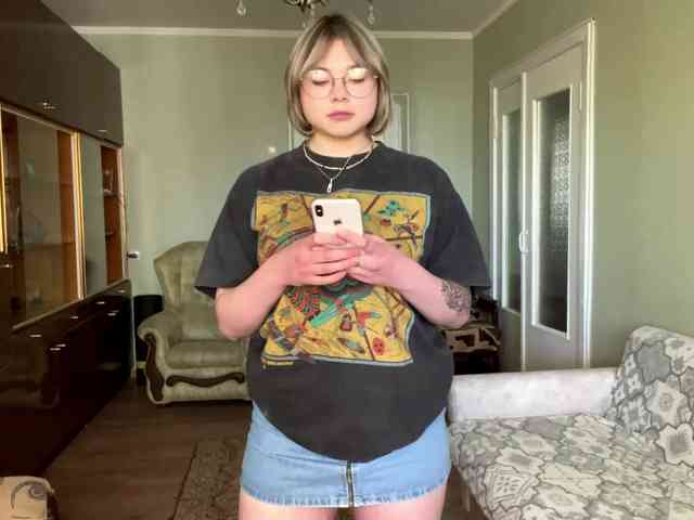 peachpuff webcam