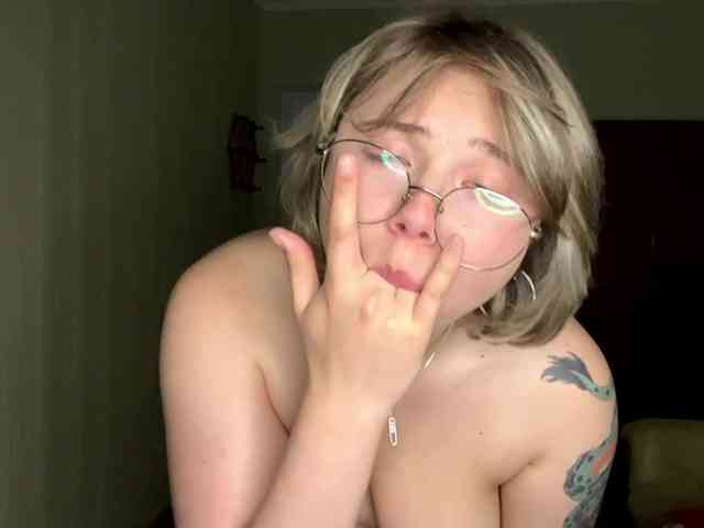 peachpuff webcam