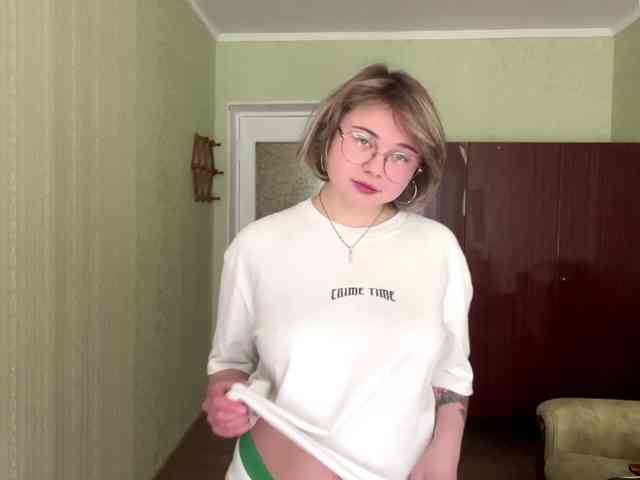 peachpuff webcam