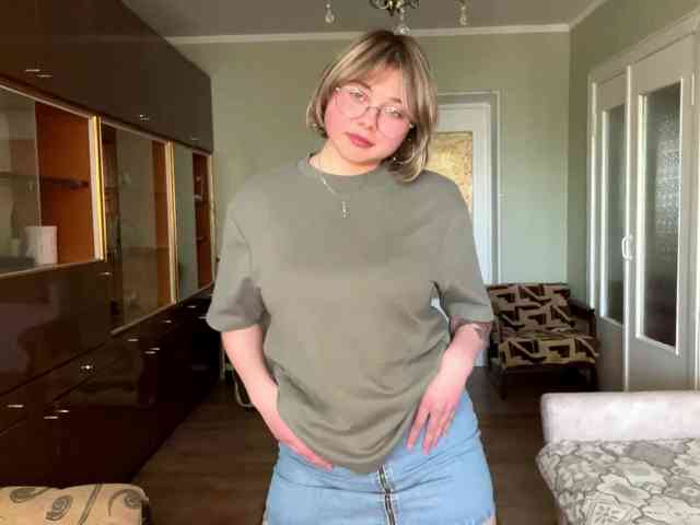 peachpuff webcam