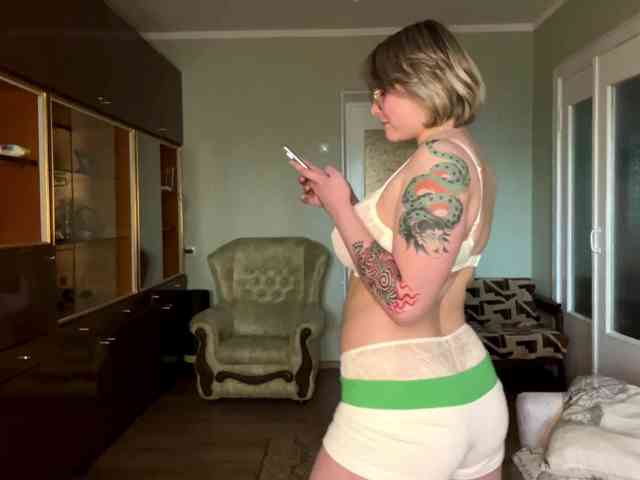 peachpuff webcam