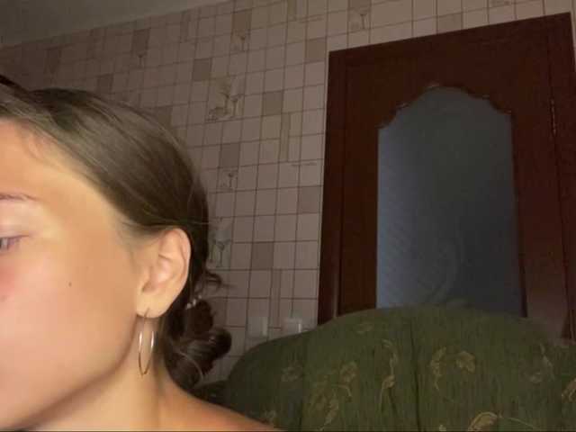 RonnaWillow live cam on BongaCams