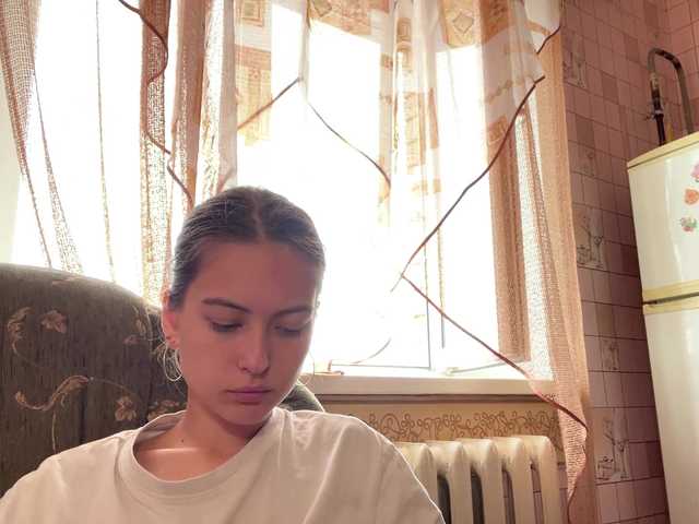  RonnaWillow chat room