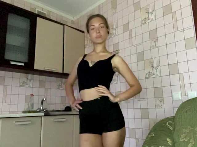 RonnaWillow live cam on BongaCams