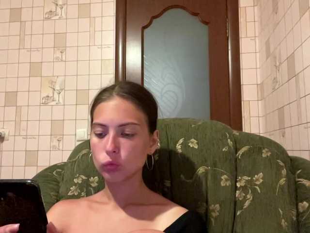 RonnaWillow live cam on BongaCams