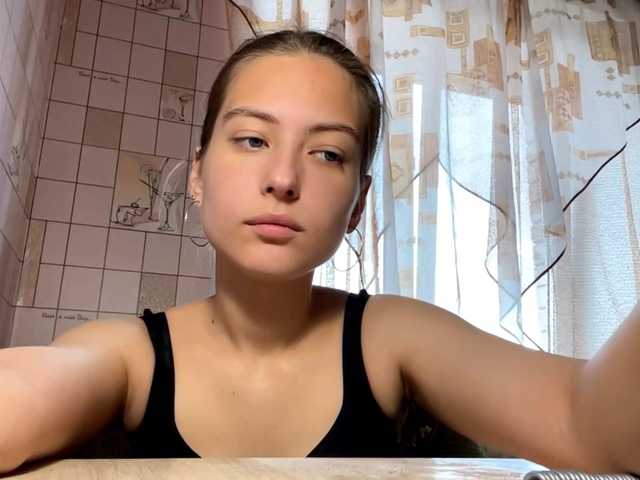  RonnaWillow chat room