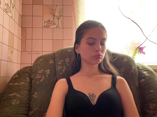RonnaWillow live cam