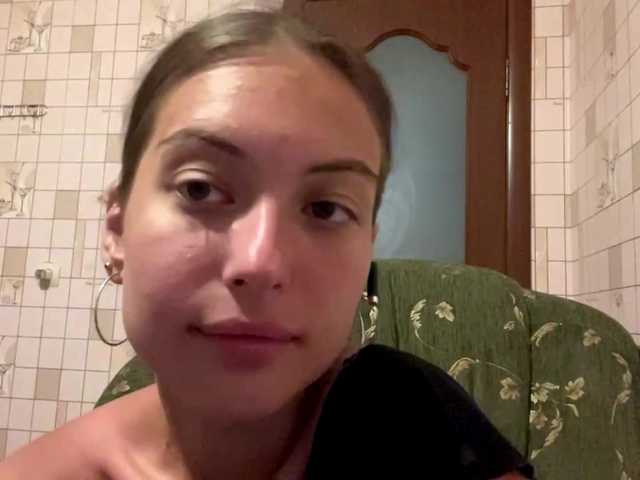 RonnaWillow live cam on BongaCams