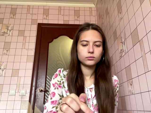 RonnaWillow webcam