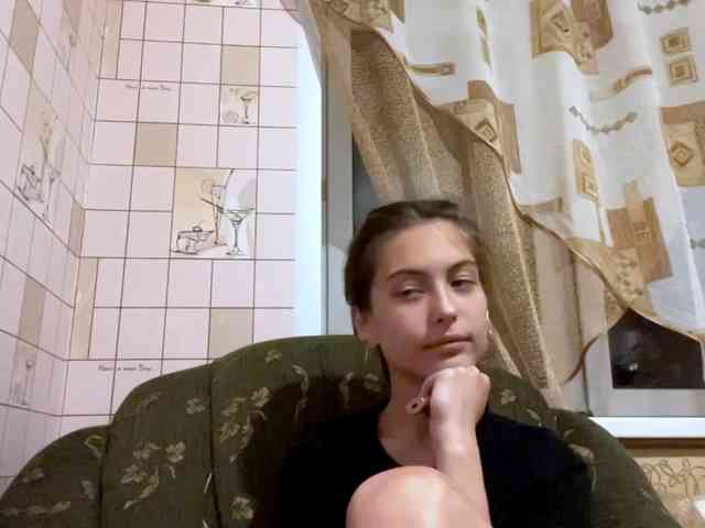 RonnaWillow webcam