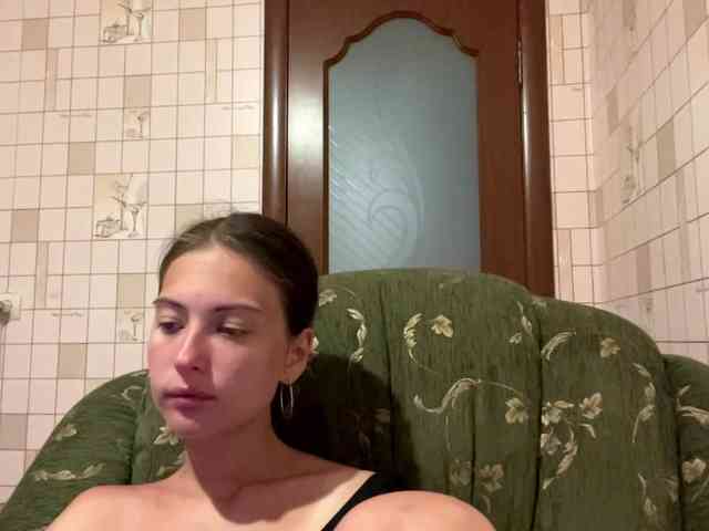 RonnaWillow webcam