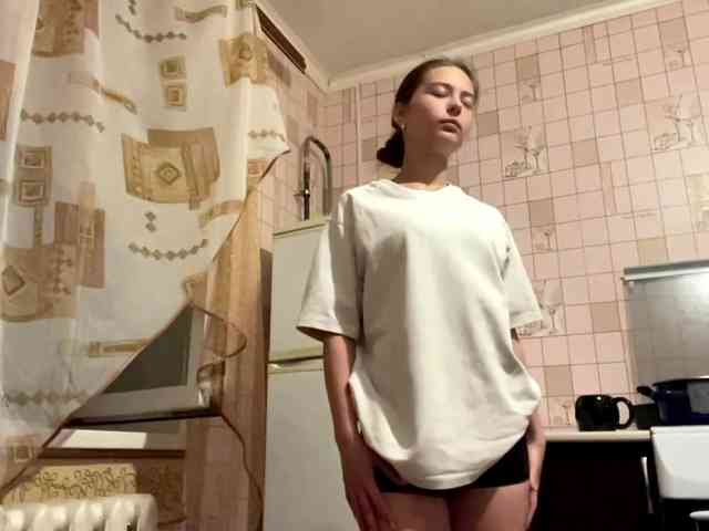 RonnaWillow webcam