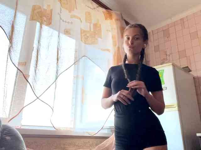 RonnaWillow webcam