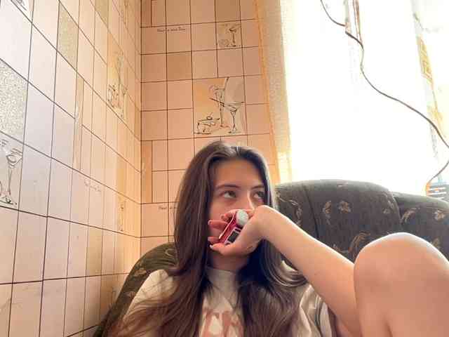 RonnaWillow webcam