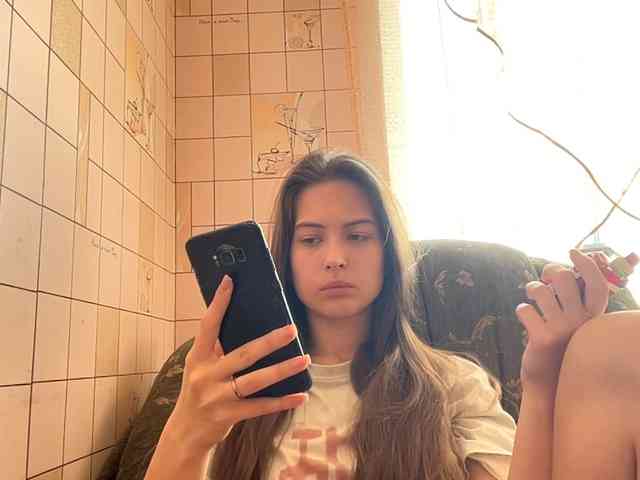 RonnaWillow webcam